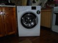 Продавам работеща пералня Аристон Хотпойнт-9кг с повреда, снимка 1 - Перални - 43824086