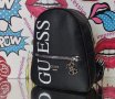 Дамска раница Guess 