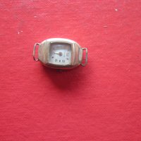 Позлатен дамски швейцарски часовник , снимка 5 - Дамски - 28205573