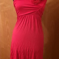 Червена елегантна рокля с рози XS , снимка 1 - Рокли - 32970552