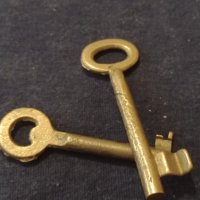Два стари бронзови ключа от соца редки за КОЛЕКЦИЯ ДЕКОРАЦИЯ 40985, снимка 7 - Други ценни предмети - 43266907
