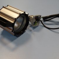 лампа за струг JW-70S 24V 70W, снимка 1 - Резервни части за машини - 37504475