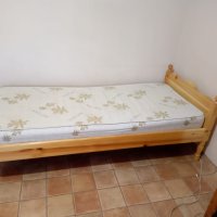 Единично дървено легло чам с матрак, снимка 1 - Спални и легла - 43544438