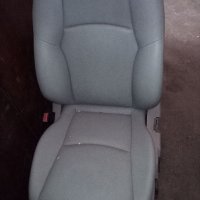 Продавам перфектна седалка за mercedes Ц класа 2004/7год., снимка 1 - Аксесоари и консумативи - 37878370