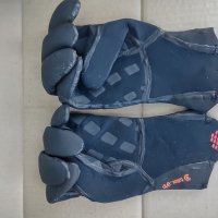 Ръкавици ION 2/3mm с извити пръсти, снимка 2 - Спортна екипировка - 43543003
