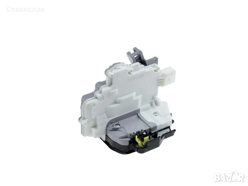 Audi A8 D3 Брава за предна дясна врата, снимка 1