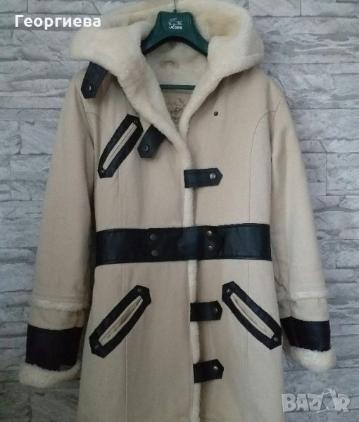 Изключително топло зимно палто в екрю с кожени декорации, снимка 1