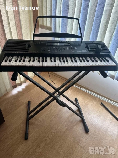 Синтезатор 61 клавиша, снимка 1