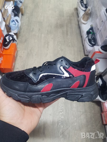 Маратонки, снимка 1