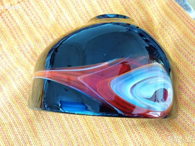 Дебелостенна стъклена ваза , снимка 1