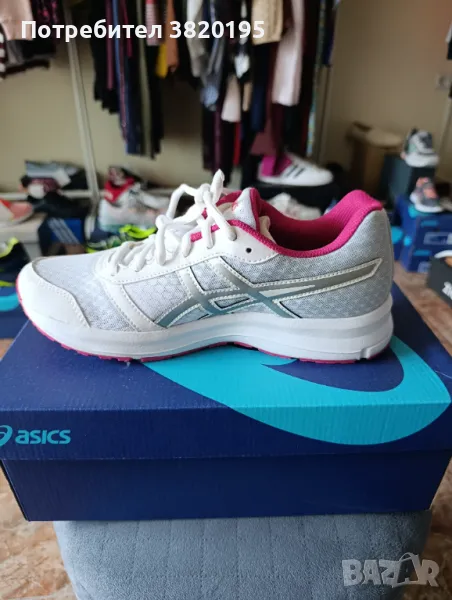 Нови маратонки Asics, снимка 1