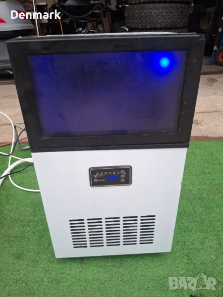  Ледогенератор- 45 кг / 24 ч,, снимка 1