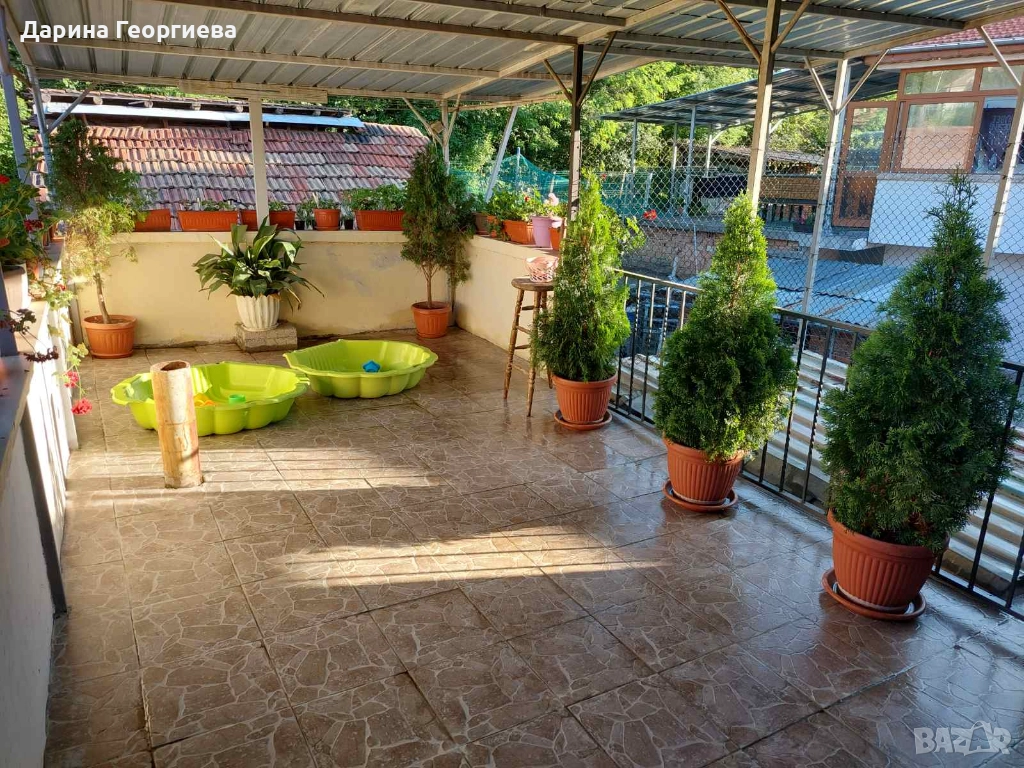 Имот с потенциал - дом + бизнес в град Трявна , снимка 1