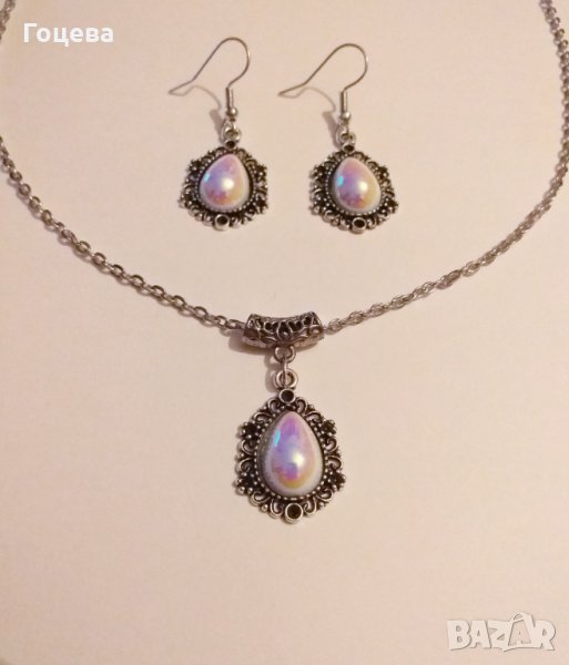 Красив комплект бижута във Викториански стил с перлен преливащ кабошон и основа в цвят Сребро , снимка 1