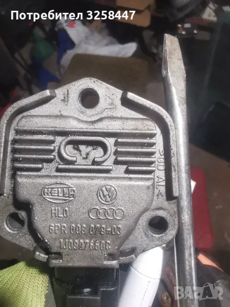 Датчик ниво масло ВАГ 1J0907660C, снимка 1
