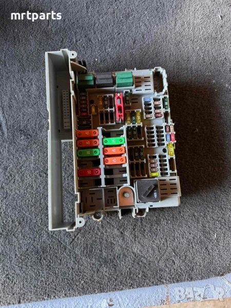 Бушониера за BMW E87 , снимка 1