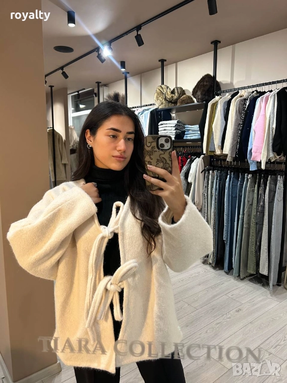 Бяло Дамско Палто , снимка 1