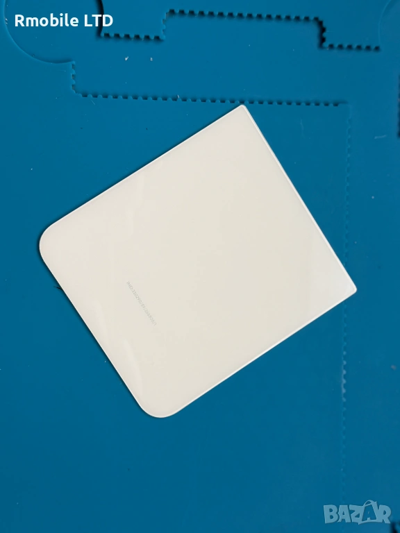 Капак за Samsung Z Flip 5 Cream, снимка 1