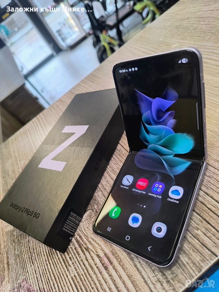 Samsung Z Flip 3 / 128GB Levander , снимка 1