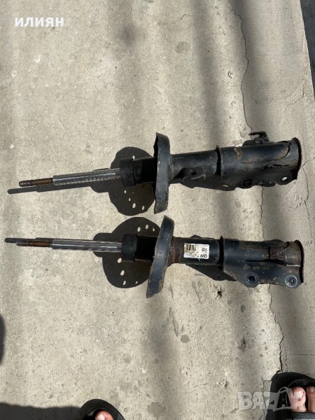 Предни амортисьори за Опел Инсигния, снимка 1