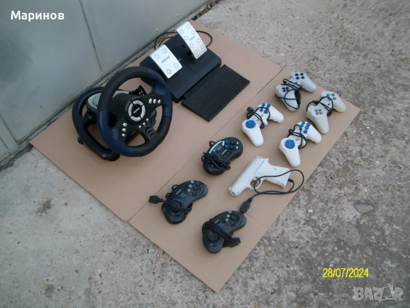 Продавам няколко вида джойстици - 8 бр. - 15 лв., снимка 1
