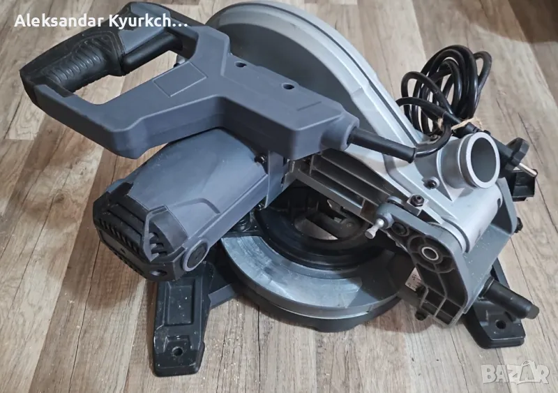 Напречен скосяващ потъващ циркуляр 1600W, снимка 1