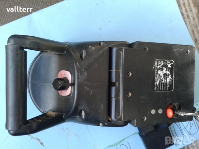 родопски одеала вълна,уредба саньо,ретро микрофони и други, снимка 16 - Олекотени завивки и одеяла - 19214057