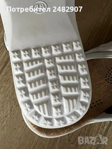 Дамски чехли, снимка 8 - Чехли - 53464337