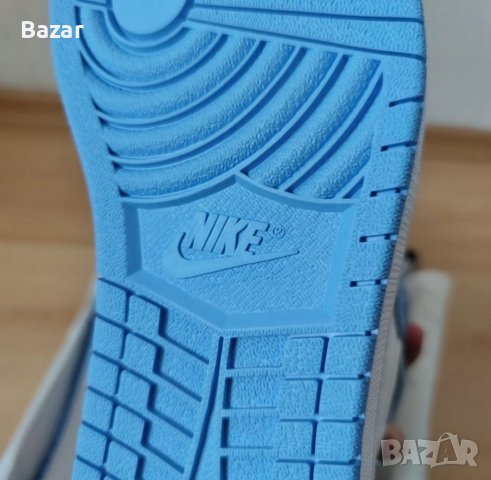 Чисто Нови Оригинални Обувки Nike Air Jordan 1 High Retro University Blue Heritage 43 Размер Номер, снимка 9 - Кецове - 39024448