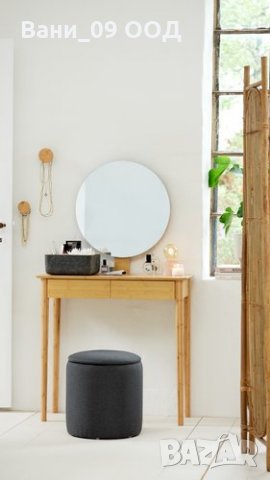 Бамбукова тоалетка с кръгло огледало