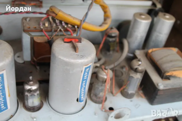 Немско радио ''Stassfurt 600'', снимка 18 - Антикварни и старинни предмети - 48198355