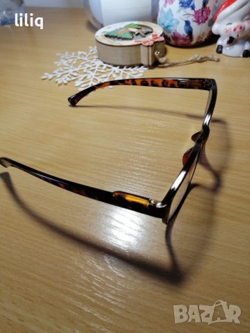 Модерни нови очила , снимка 2 - Слънчеви и диоптрични очила - 43602628