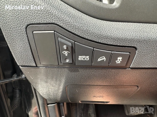 Продавам Киа спортидж 4х4 автоматик, снимка 8 - Автомобили и джипове - 51202449