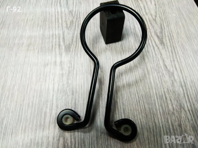 3A0145841A**NEU**VAG**ДЪРЖАЧ НА МАРКУЧА НА ИНТЕРКУЛЕРА**, снимка 2 - Части - 33258675