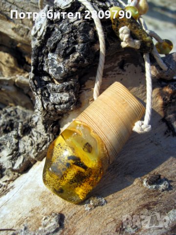 Ръчно изработена шеметна висулка от балтийски кехлибар / Handcrafted Dizzying Pendant - Baltic Amber, снимка 10 - Колиета, медальони, синджири - 33336344