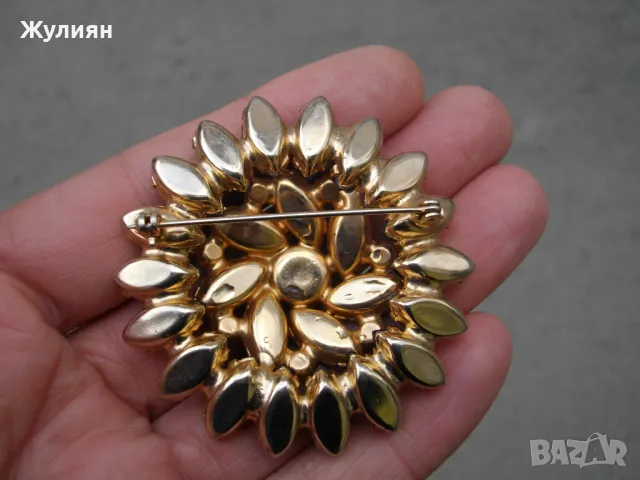 ГОЛЯМА СТАРА БРОШКА , снимка 6 - Антикварни и старинни предмети - 48321985