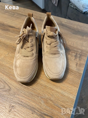 Дамски спортни обувки, снимка 2 - Дамски ежедневни обувки - 52736571