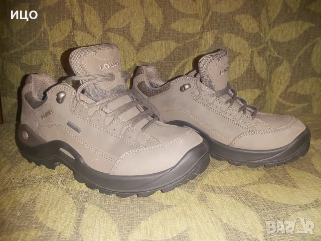 Туристически дамски обувки Lowa GTX , снимка 4 - Други - 48059572