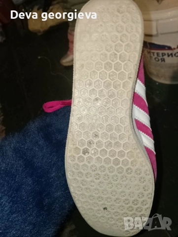 Спортни маратонки , снимка 2 - Маратонки - 52917955