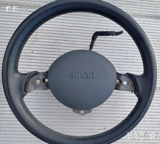 Волани с airbag : Renault , Ford , Smart и Subaru Forester . Разполагам с това което съм снимал . Це, снимка 4 - Части - 44042751