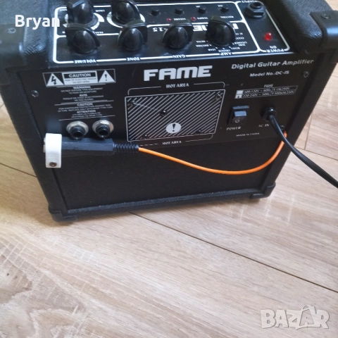 Fame DC15 малък modeling усилвател за китара, снимка 3 - Китари - 52990625