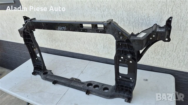 Преден панел Kia Sportage; година 2016 2017 2018 2019 2020 2021 , снимка 2 - Аксесоари и консумативи - 50544683