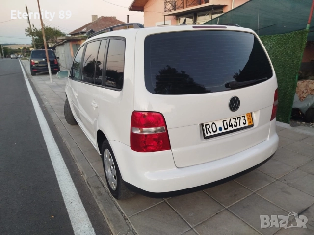 Volkswagen Touran 1.9 tdi, снимка 3 - Автомобили и джипове - 51540373