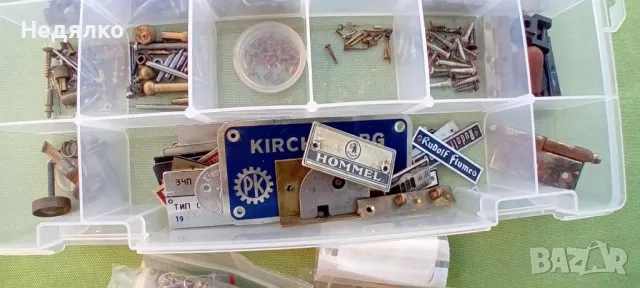 Кутия с немски ключета,катарами и др. за часовници, снимка 2 - Антикварни и старинни предмети - 48105091