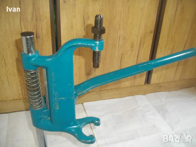 BLACK DECKER НОВА ОРИГИНАЛНА СТОЙКА ЗА БОРМАШИНА С МАШИННО ОРИГИНАЛНО МЕНГЕМЕ 4,0кг/работен ход 80мм, снимка 12 - Бормашини - 48253277