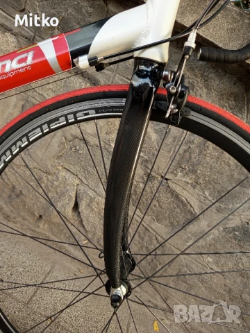 28 цола алуминиев велосипед с 24 скорости палцови команди усилени капли карбонова вилка като нов , снимка 5 - Велосипеди - 50740956