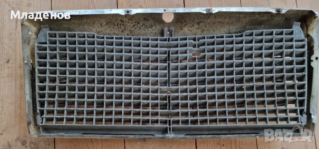 Решетка от Mercedes w124 ., снимка 4 - Части - 51101239