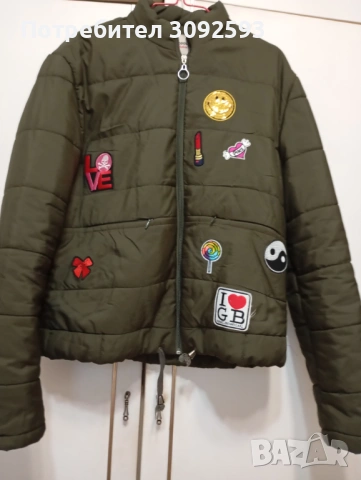 Яке с нашивки