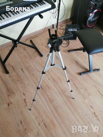 Статив триножник за камера или фотоапарат плюс снадка и мобилен телефон. Размери : Минимална височин