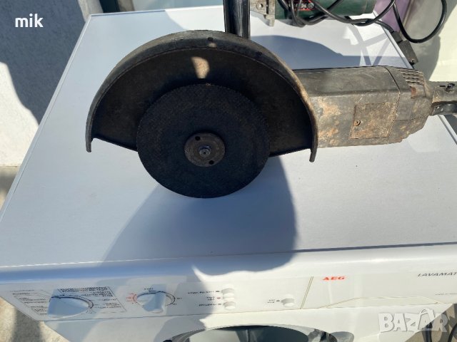 Ъглошлайф Black and decker 1850 W, снимка 2 - Други инструменти - 43983557